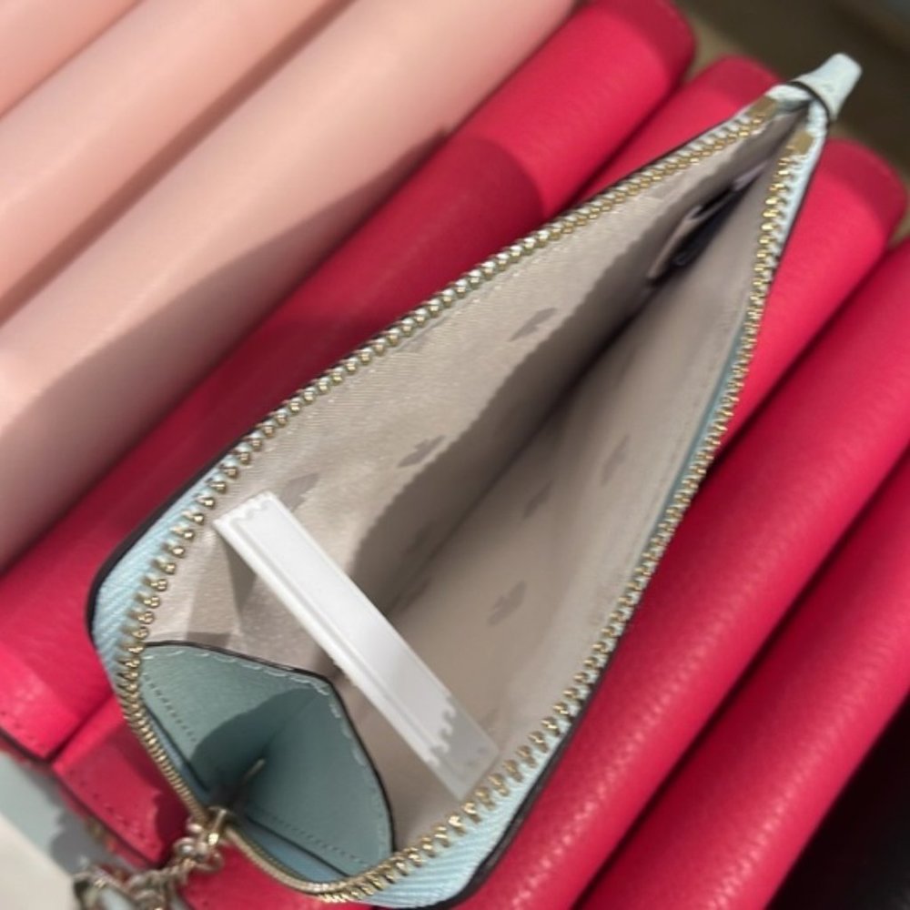 Kate Spade Darcy Medium L-Zip Card Holder Blue Glow - Picture 2 of 16
